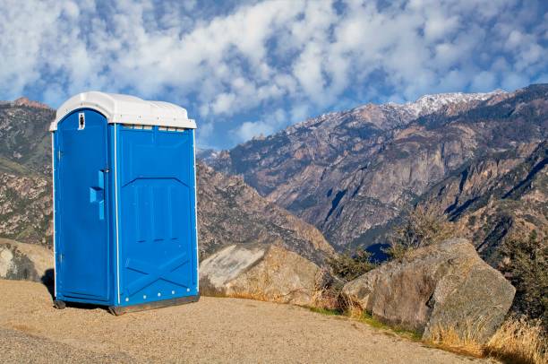 Best Porta potty rental near me  in Chattahoochee, FL